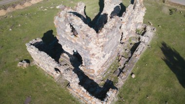 Ermenistan 'daki antik tapınağın kalıntıları
