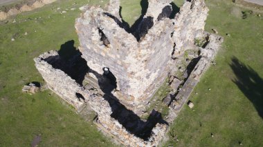 Ermenistan 'daki antik tapınağın kalıntıları