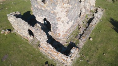 Ermenistan 'daki antik tapınağın kalıntıları