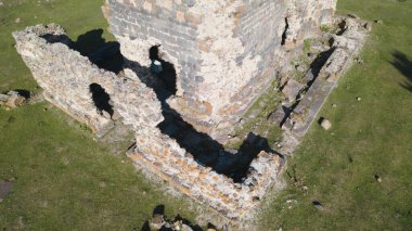 Ermenistan 'daki antik tapınağın kalıntıları