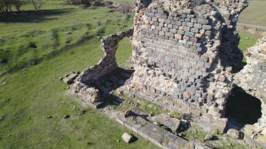 Ermenistan 'daki antik tapınağın kalıntıları