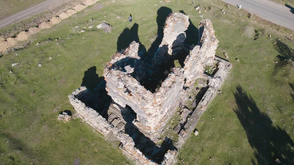 Ermenistan 'daki antik tapınağın kalıntıları