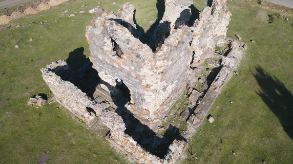 Ermenistan 'daki antik tapınağın kalıntıları