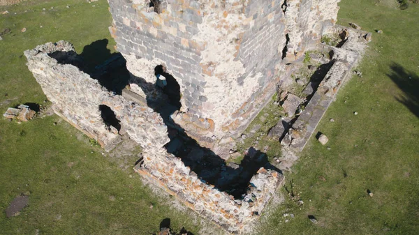 Ermenistan 'daki antik tapınağın kalıntıları