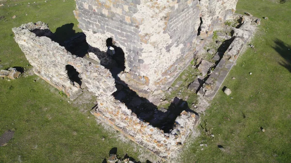 Ermenistan 'daki antik tapınağın kalıntıları