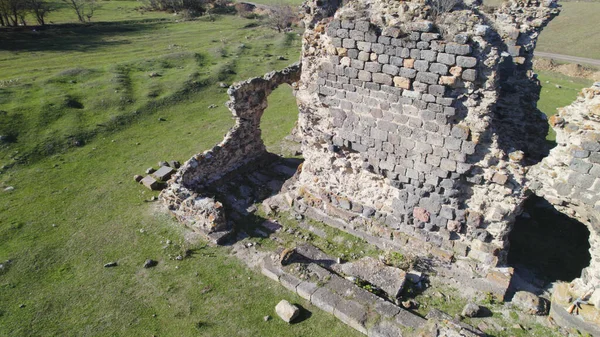 Ermenistan 'daki antik tapınağın kalıntıları