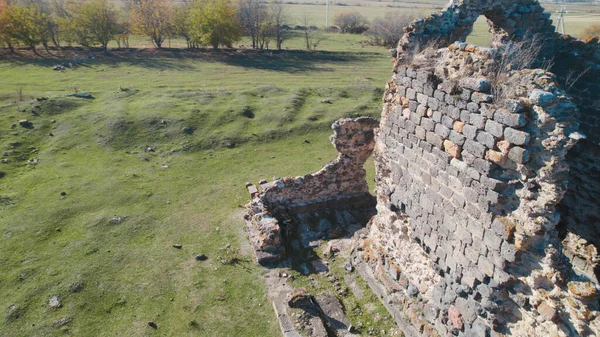 Ermenistan 'daki antik tapınağın kalıntıları