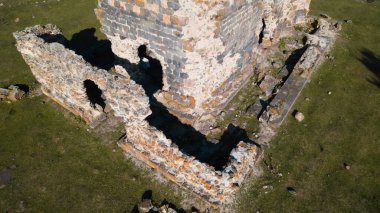 Ermenistan 'daki antik tapınağın kalıntıları