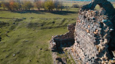 Ermenistan 'daki antik tapınağın kalıntıları