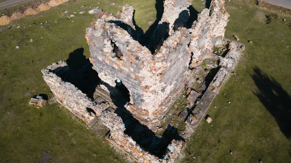 Ermenistan 'daki antik tapınağın kalıntıları