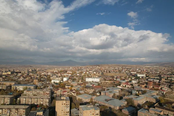 Ermenistan 'da küçük bir Avrupa kenti, Erivan