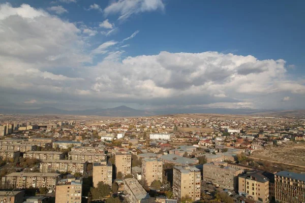 Kis Európai Város Örményországban Jerevánban — Stock Fotó