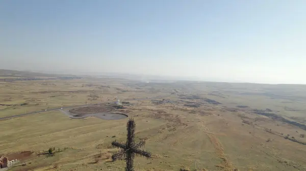 Hristiyan Tepeleri Aşar — Stok fotoğraf