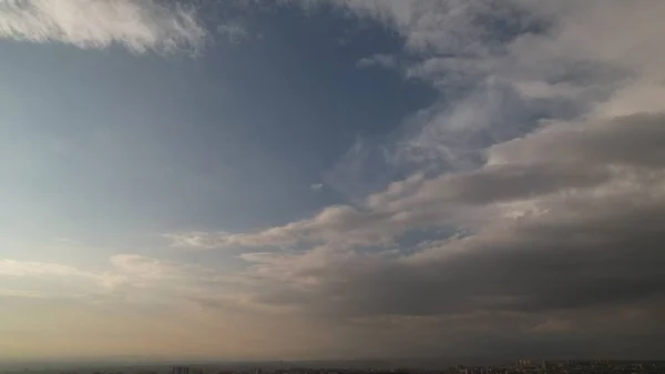 Blauer Himmel Und Weiße Wolken — Stockfoto