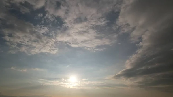 Langit Biru Dan Awan Putih — Stok Foto