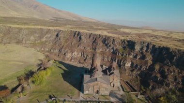 Ermenistan 'daki Saghmosavank, Antik Hıristiyan Kilisesi