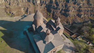 Ermenistan 'daki Saghmosavank, Antik Hıristiyan Kilisesi