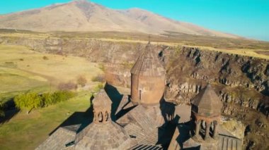 Ermenistan 'daki Saghmosavank, Antik Hıristiyan Kilisesi