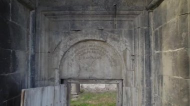Avrupa köyündeki eski Hıristiyan kilisesi