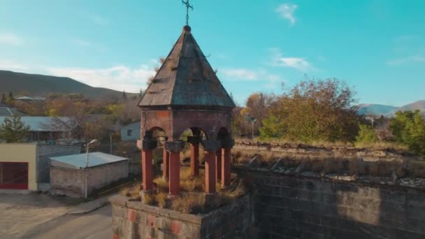 欧洲村的老基督教教堂 — 图库视频影像