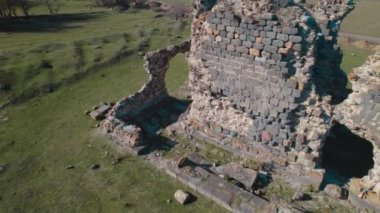 Ermenistan 'daki antik tapınağın kalıntıları