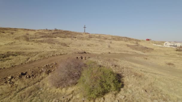 Hristiyan Tepeleri Aşar — Stok video