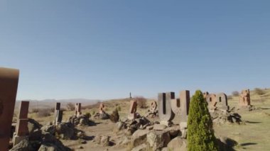Antik Ermeni Alfabesi Anıtı