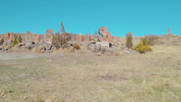 Ancient Monument Arménská Abeceda — Stock video