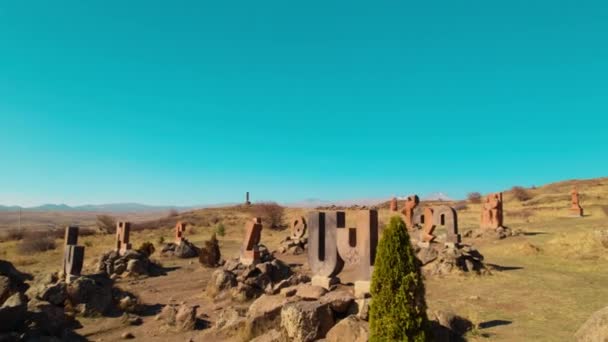 Monumento Antigo Alfabeto Armênio — Vídeo de Stock