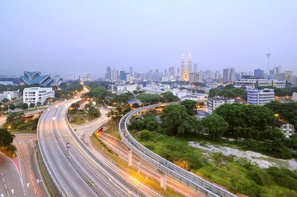 Curving Road Towards Kuala Lumpur — Stock Photo, Image