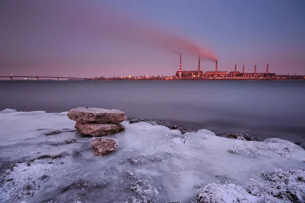 Thermische centrale in de winter — Stockfoto