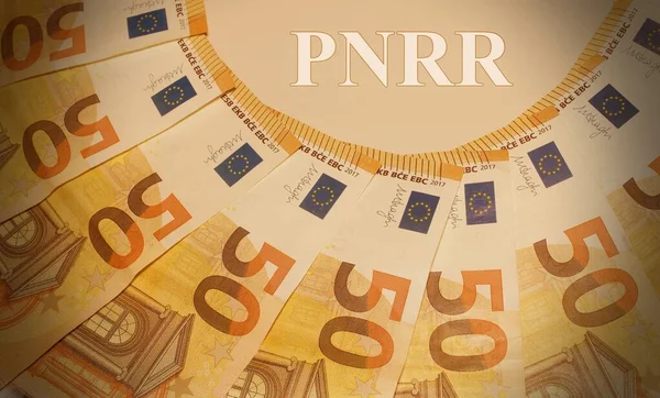 Банкноты Евро Текстом Pnrr Концепции Помощи Европы — стоковое фото