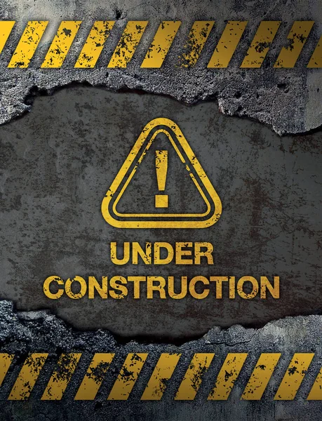 Beton duvar arka planında inşaat tabelasının altında