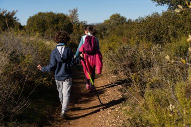 children leading a healthy life to avoid chronic diseases in their lifetime.