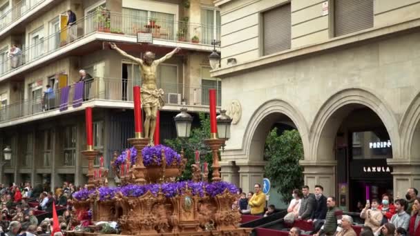 Γρανάδα Ισπανία, 13 Απριλίου 2022. Χριστός των τσιγγάνων σε καθολική πομπή την ιερή Τετάρτη. — Αρχείο Βίντεο