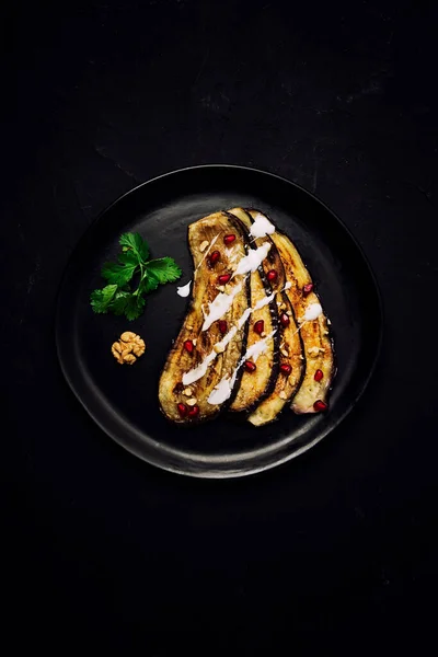 Fried Eggplant Slices White Sauce Black Background Top View Vertically — Foto Stock