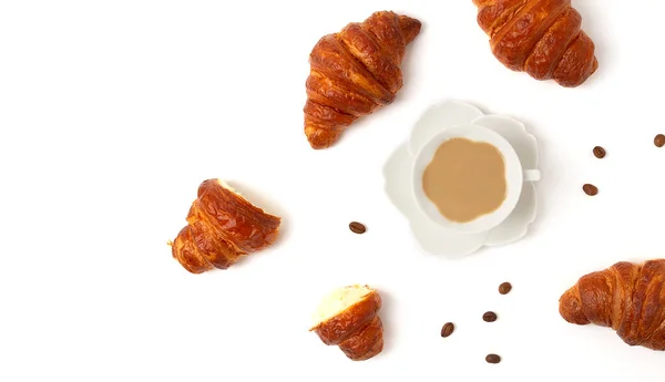 Croissants Mit Einer Tasse Kaffee Auf Weißem Hintergrund Draufsicht Keine — Stockfoto