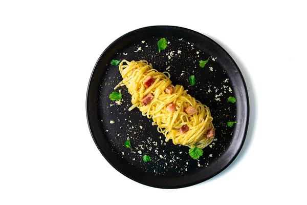 Traditional Italian dish, spaghetti carbonara, homemade, no people, top view, — Stock Photo, Image