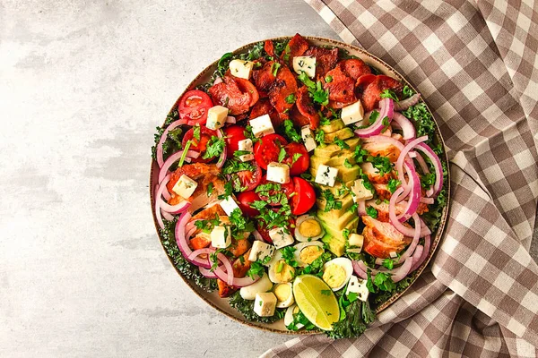 Cobb Salad Keto Food Top View People Close — Zdjęcie stockowe