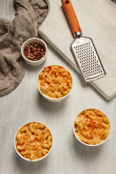 Mac and cheese, American dish, top view, no people,