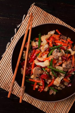 Wok, Asya usulü sebzeler, sokak yemekleri, karışık sebzeler, insan yok.,