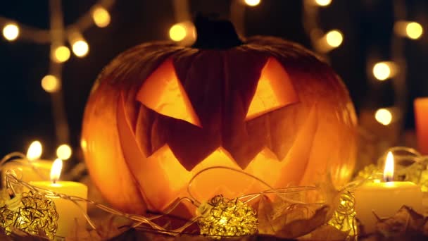 Carving Perfect Jack Lantern Jack Lantern Halloween Kürbis Mit Kerze — Stockvideo