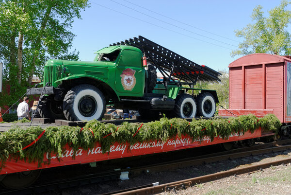 Installation of volley Katyusha fire on a train platform in the Victory Day in Nizhny Novgorod