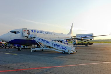 nizhny Novgorod, strigino'nın havaalanında Boeing 737 uçağı hizmeti