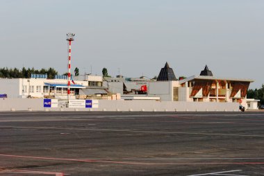 air terminal strigino'nın Havaalanı nizhny Novgorod binası. kalkış alanı partiden göster.