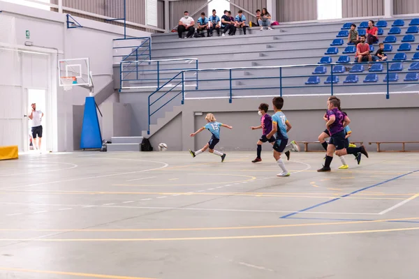 MOANA PONTEVEDRA SPAIN 7 Mayıs 2022 Domaio köşkünde bölgesel çocuklar liginin futsal maçı