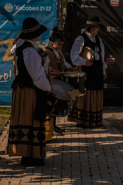 Santiago Compostela Španělsko Září Galicijská Tradiční Taneční Skupina Vystupující Oslavě — Stock fotografie