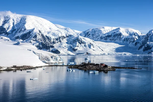 Antarctica onderzoek chileen base station-3 — Stockfoto