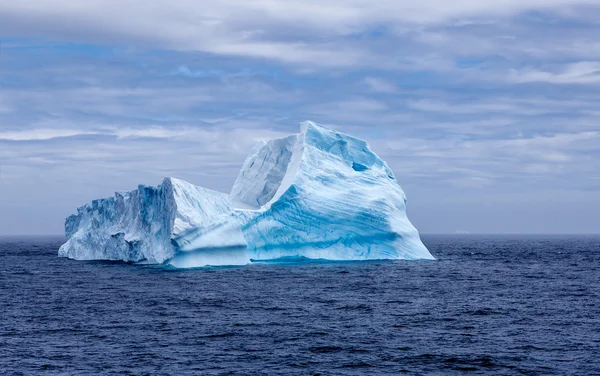 Esfinge de Iceberg na Antártida-2 — Fotografia de Stock