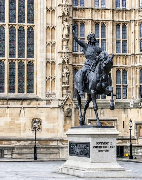 Londyn statua richard de Lwa na st.margaret st — Zdjęcie stockowe